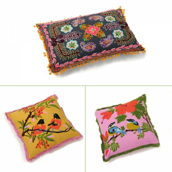 Dekokissen mit Füllung, Vögel, Ornamente und Blumen, bestickt, mit Fransen oder Bommeln, verschieden